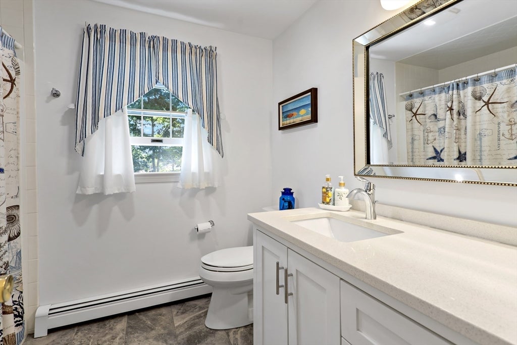 111 Westwind CIR, Barnstable, MA, 111 Westwind CIR, Barnstable, MA Photo #16
