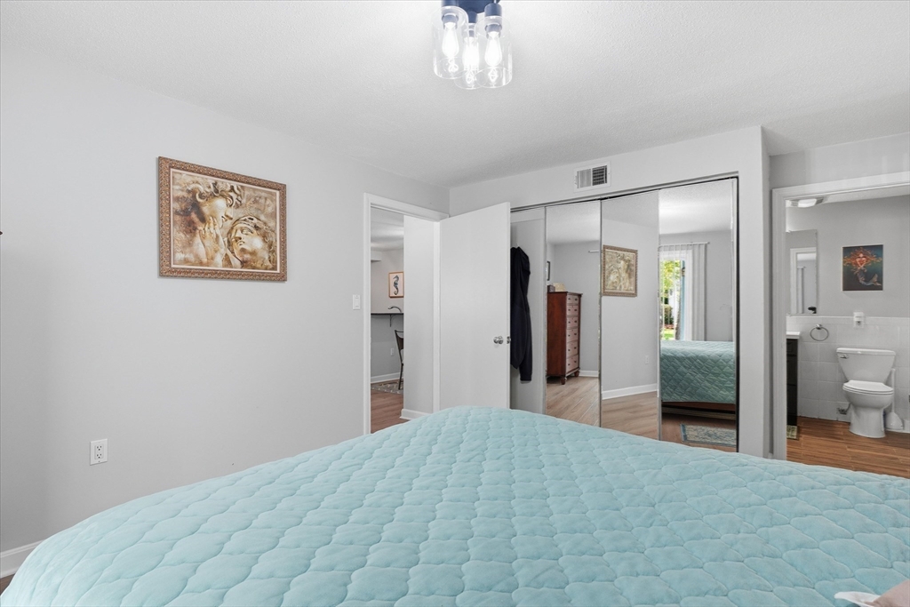11 Walden Dr #10, Natick, MA Photo #19