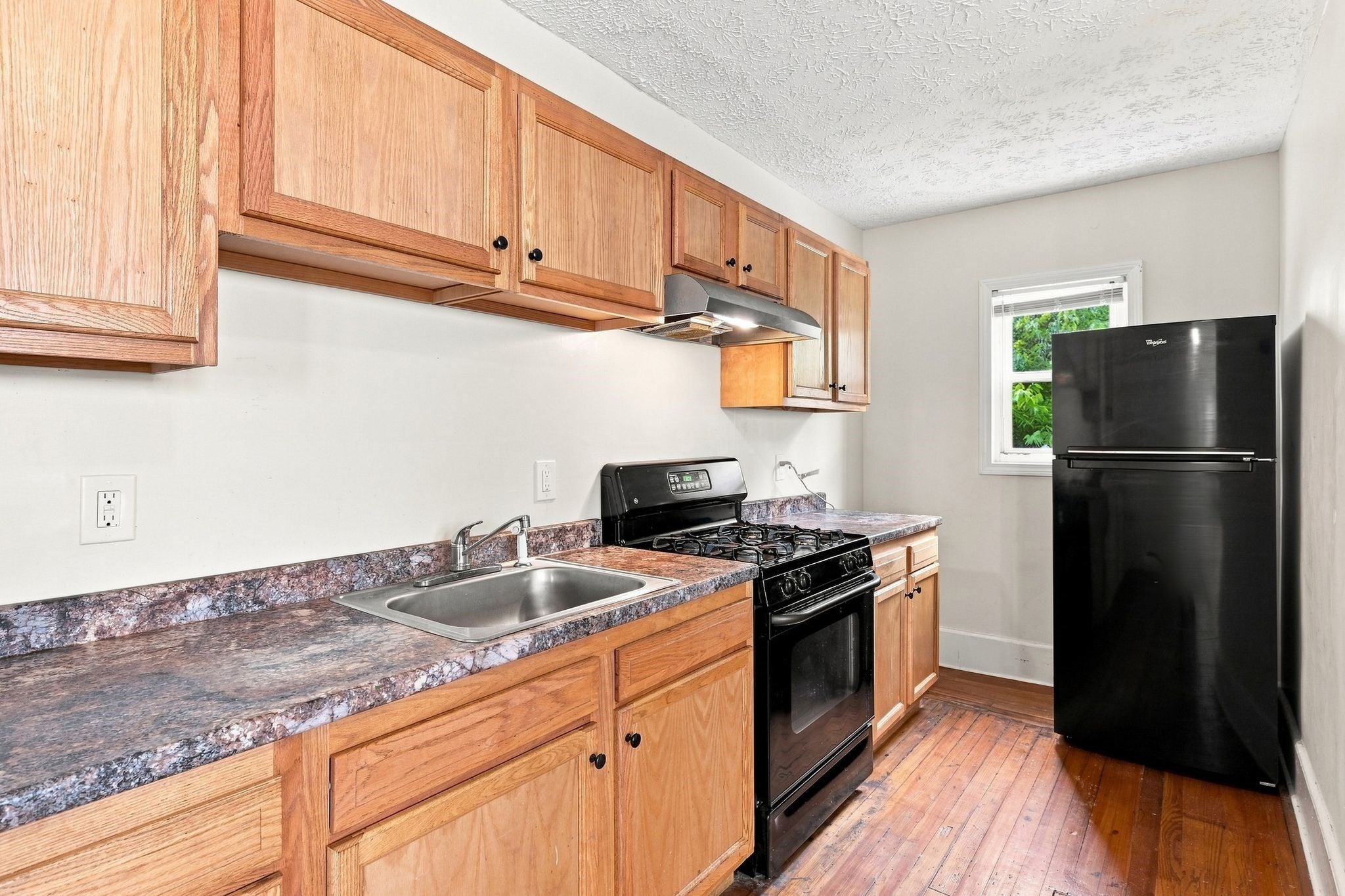 118-120 Commonwealth Ave, Springfield, MA, 118-120 Commonwealth Ave, Springfield, MA Photo #22