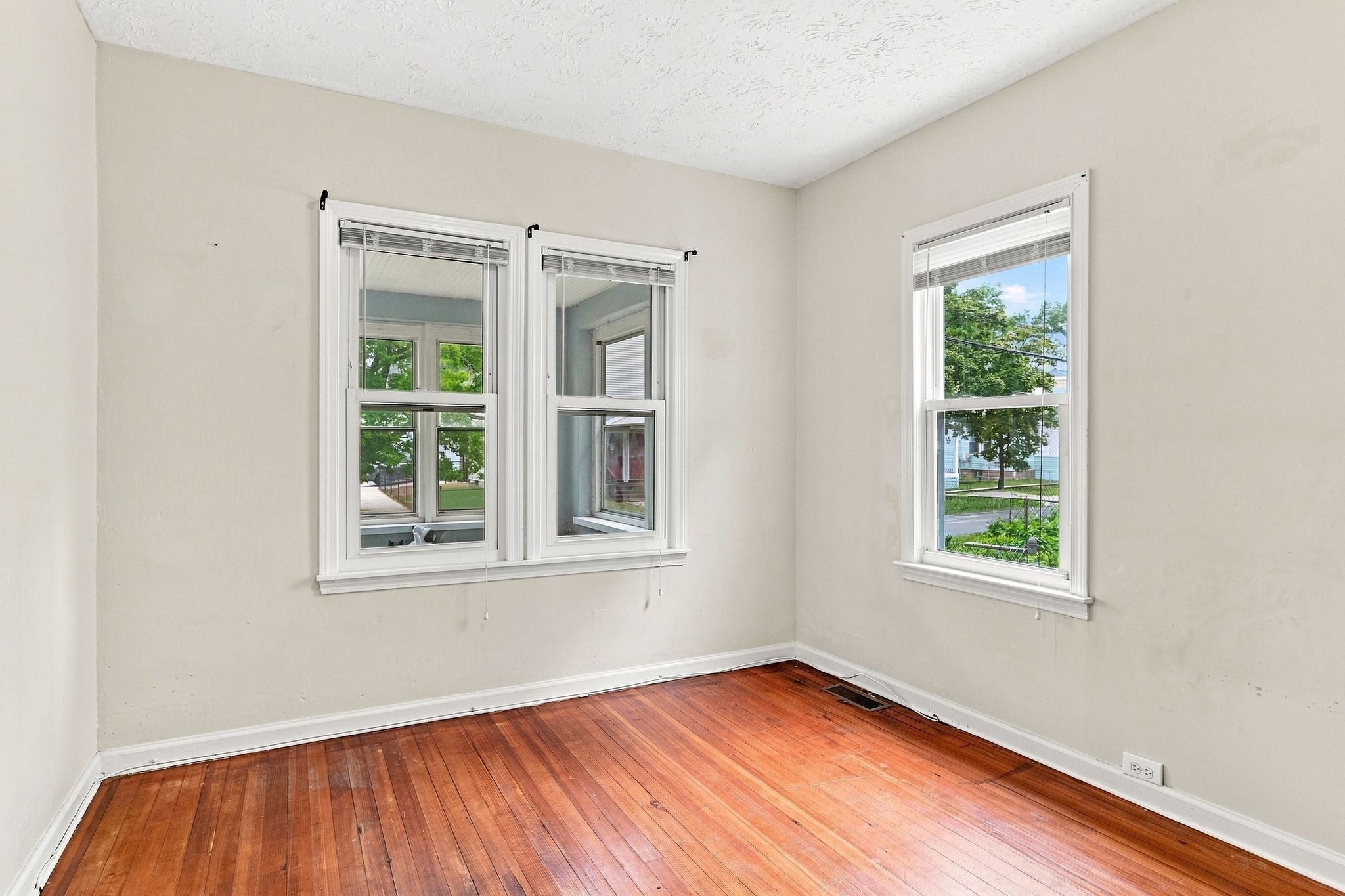 118-120 Commonwealth Ave, Springfield, MA, 118-120 Commonwealth Ave, Springfield, MA Photo #6