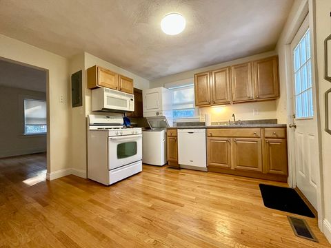 Photo of 7 Rifle Ct #7, Watertown, MA 02472 (MLS # 73448231) Photo of 7 Rifle Ct #7, Watertown, MA 02472 (MLS # 73448231)