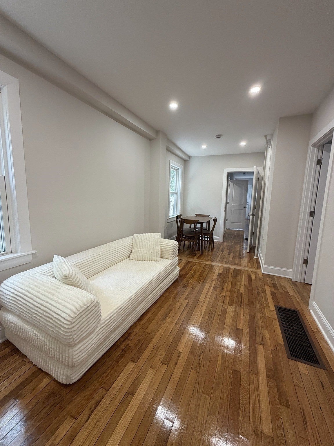 11 Mount Pleasant St #1, Waltham, MA, 11 Mount Pleasant St #1, Waltham, MA Photo #4