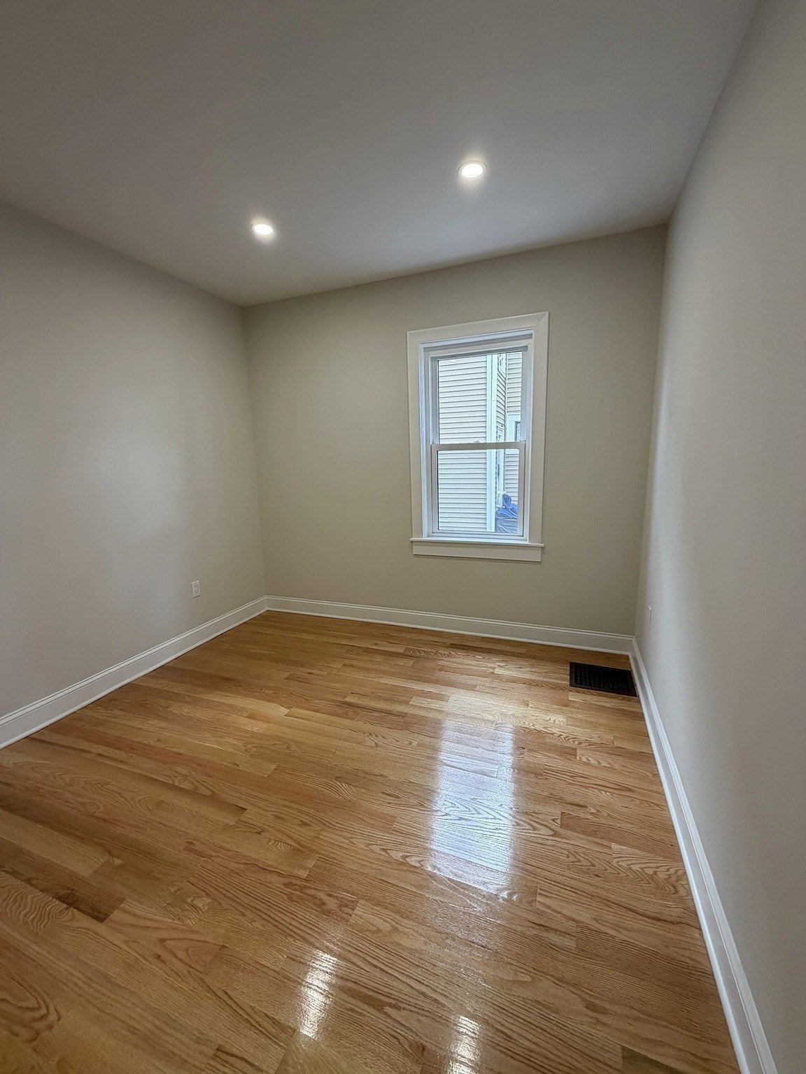 11 Mount Pleasant St #1, Waltham, MA, 11 Mount Pleasant St #1, Waltham, MA Photo #6