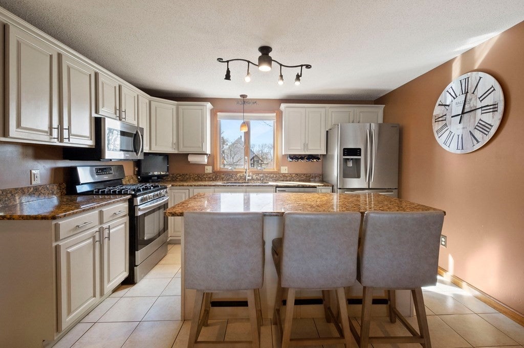 45 Somers Rd