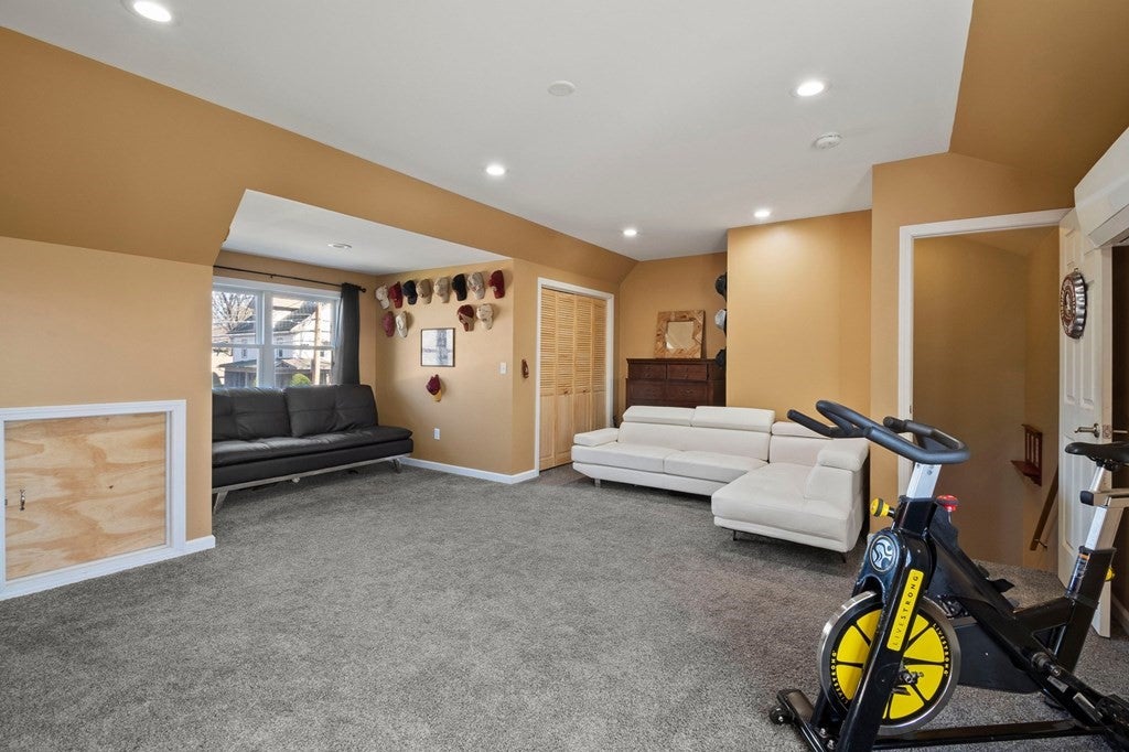 45 Somers Rd, East Longmeadow, MA, 45 Somers Rd, East Longmeadow, MA Photo #17