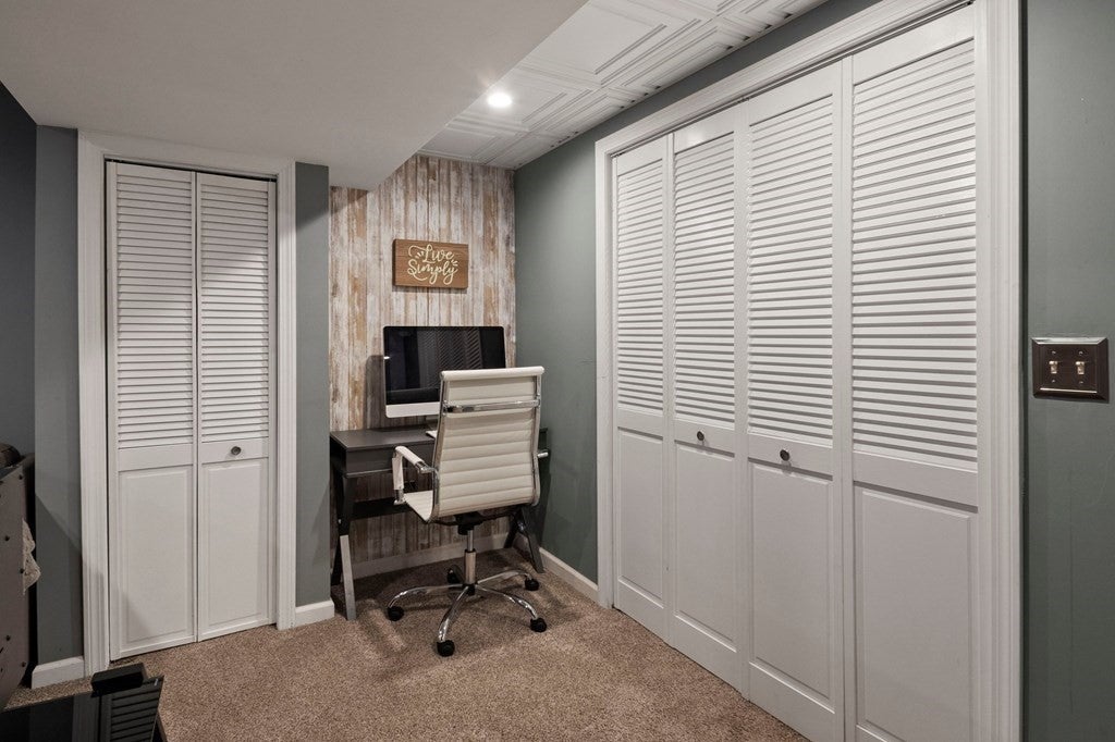 45 Somers Rd, East Longmeadow, MA, 45 Somers Rd, East Longmeadow, MA Photo #24