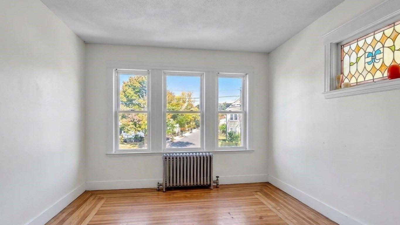 745/ 747 Mount Auburn St