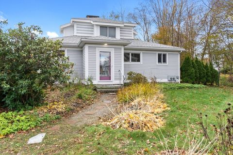 Photo of 15 Bromfield Court #R, Newburyport, MA 01950 (MLS # 73451071)