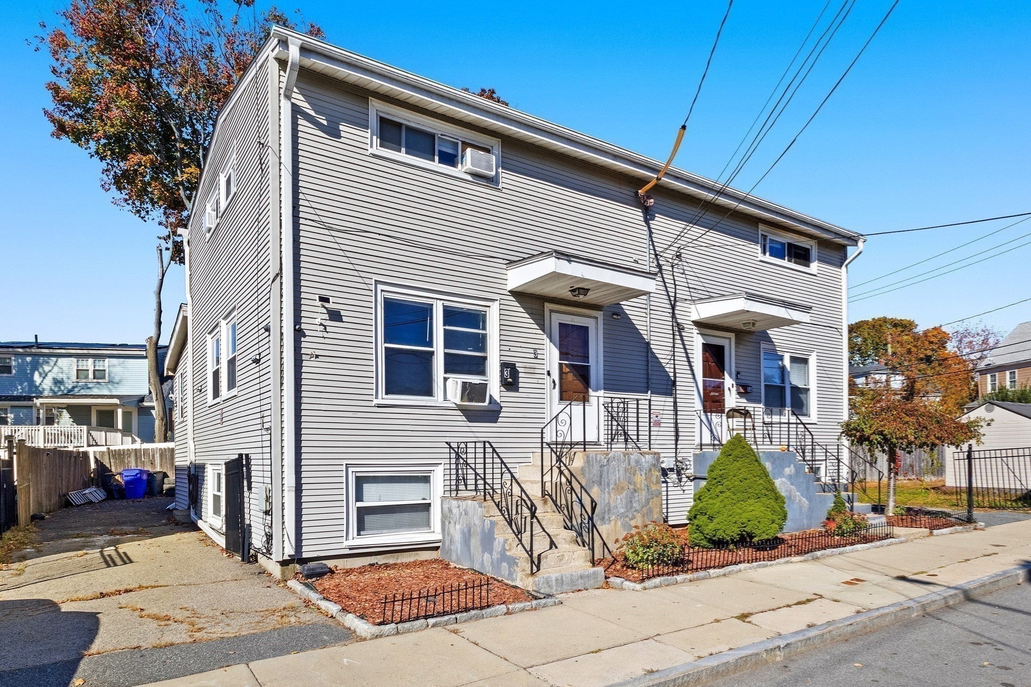3 Edson St