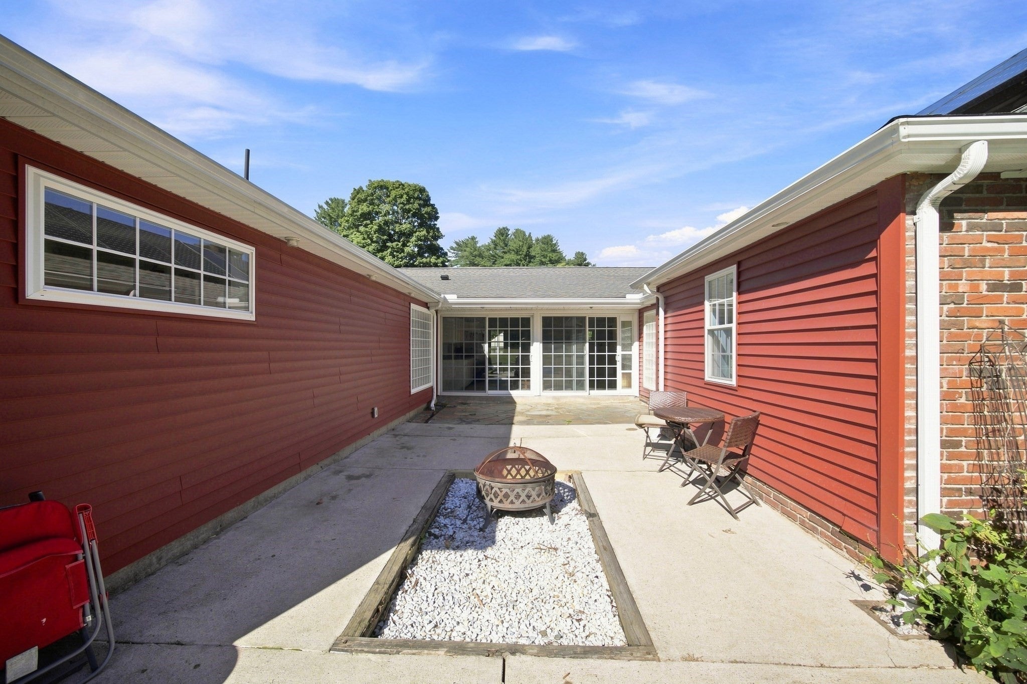 146 Huntington Rd, Russell, MA Photo #9