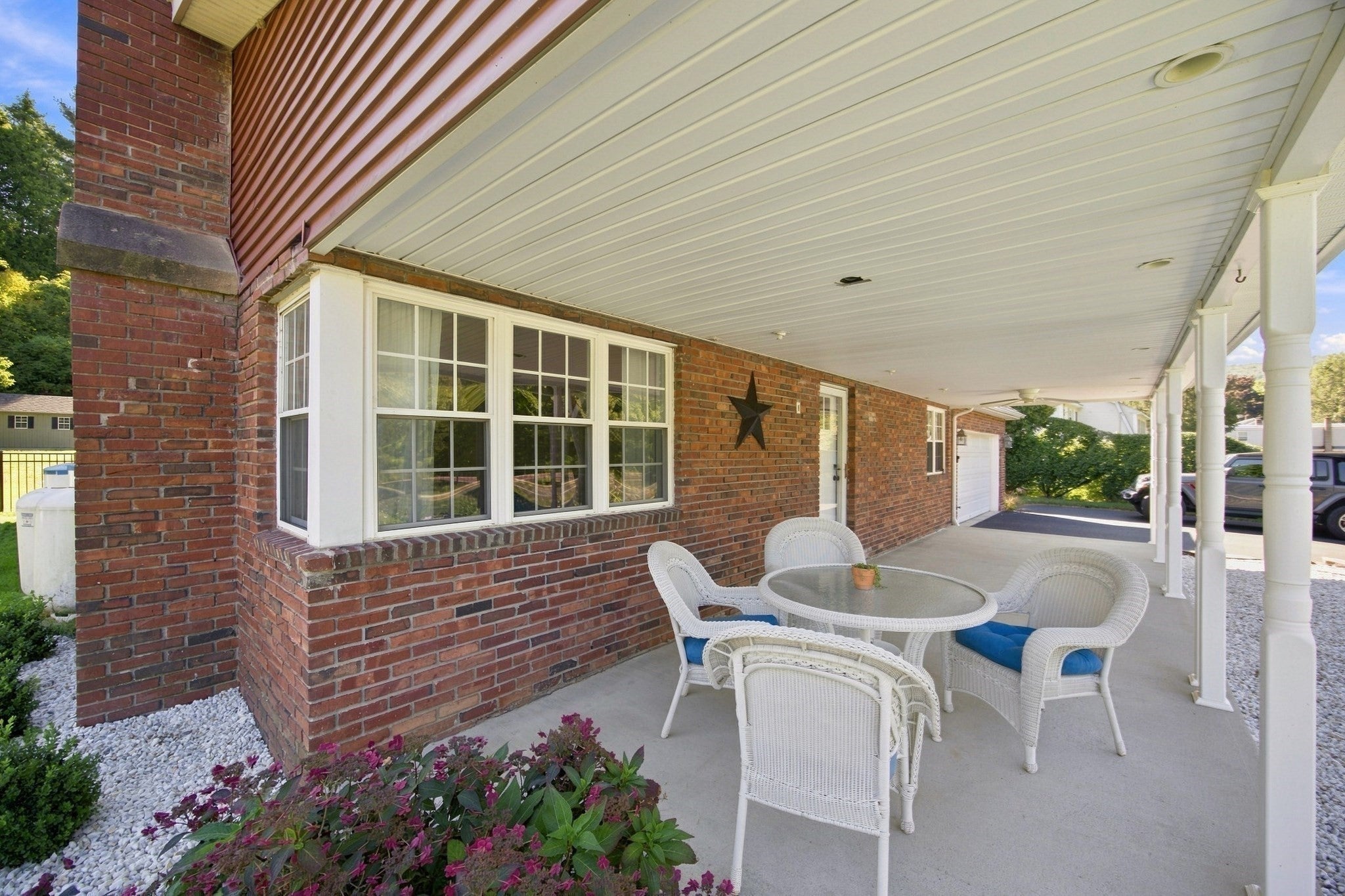 146 Huntington Rd, Russell, MA Photo #4