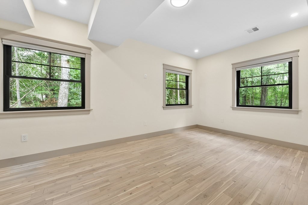 12 Wood St, Southborough, MA, 12 Wood St, Southborough, MA Photo #14