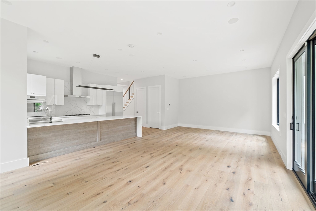 94 Thurston Rd 94