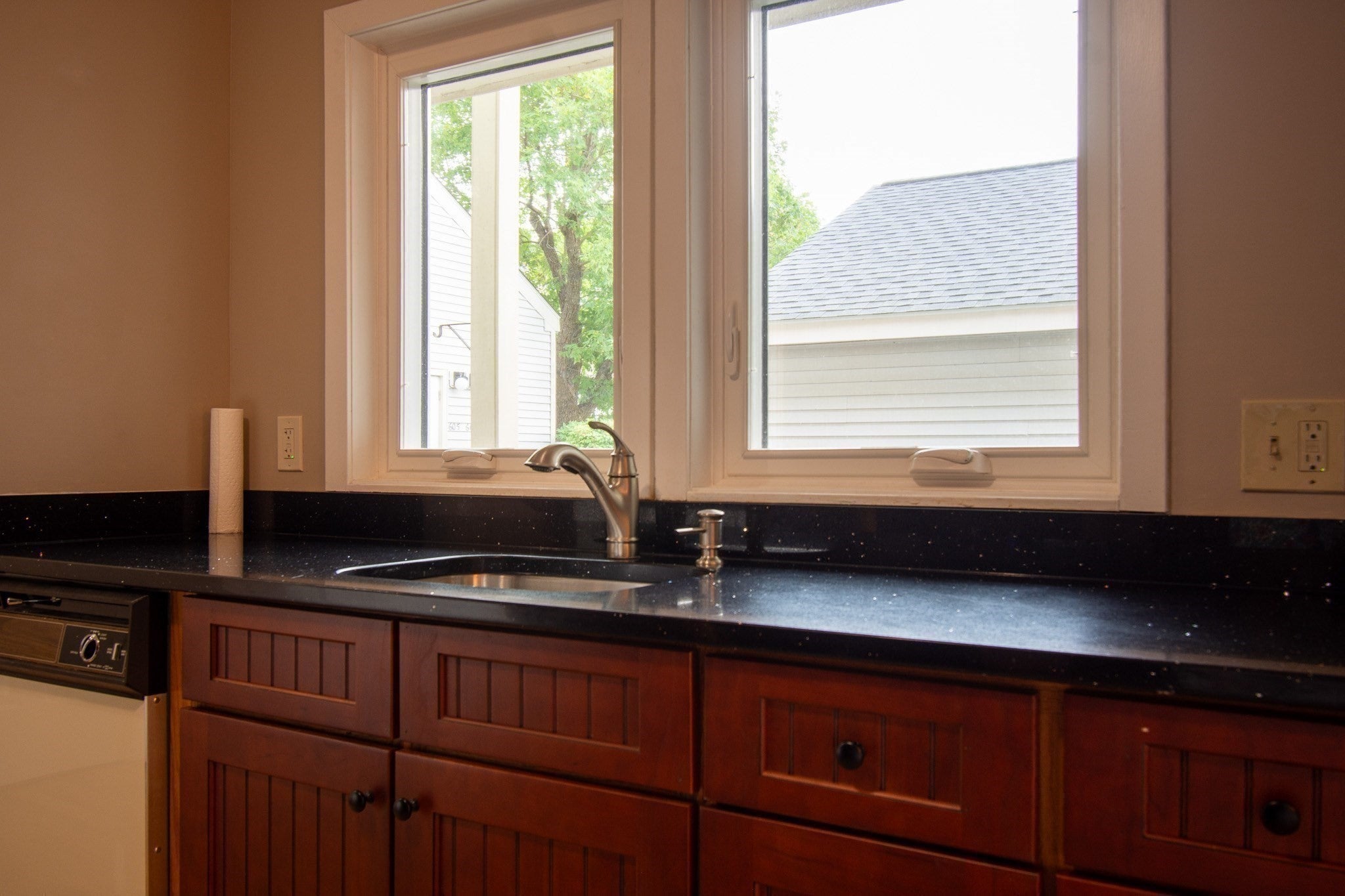604 Beacon Park #604, Webster, MA Photo #12