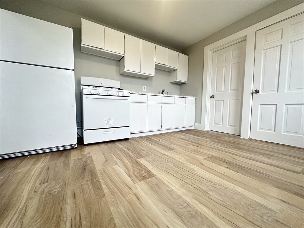 159 East Central St 2nd fl