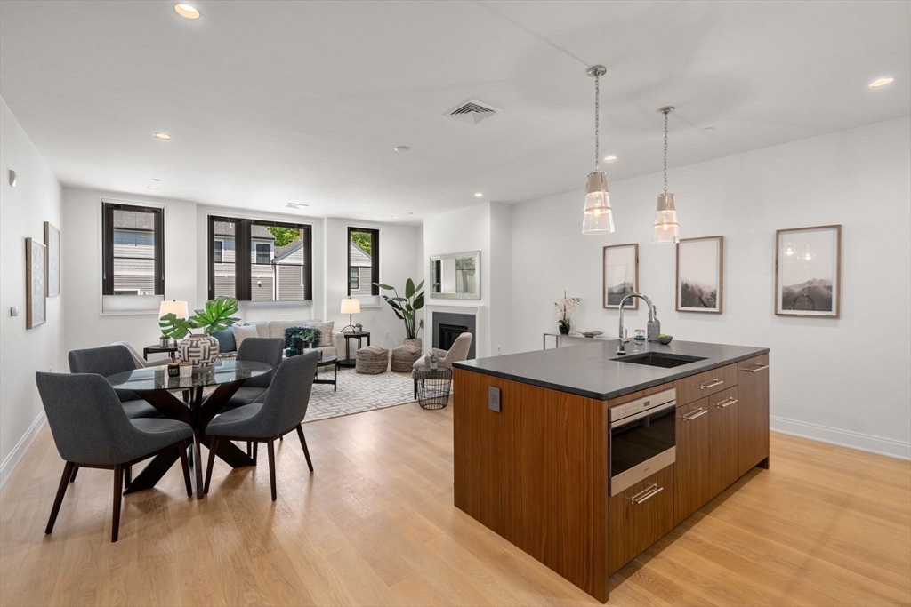 100 Linden Street Unit 202