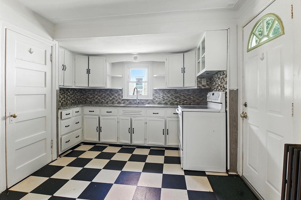 39 Kings Ln