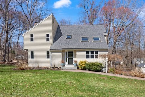 5 Susan Dr Hopkinton MA 01748