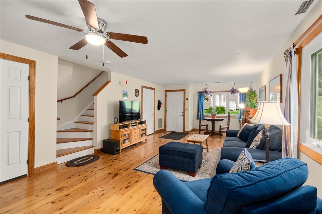 70 Pleasant St 47