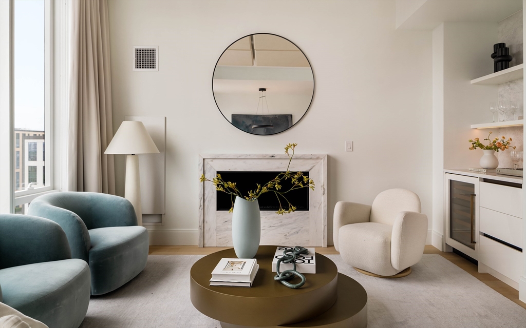 370-380 Harrison Avenue PH2G