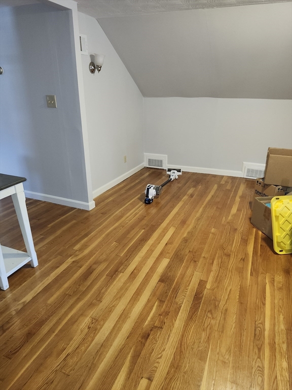 57 Elliot St 3