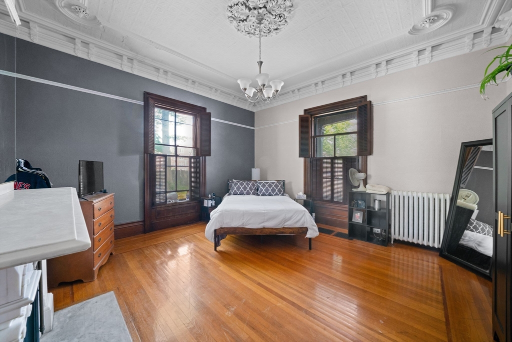 533 Locust St