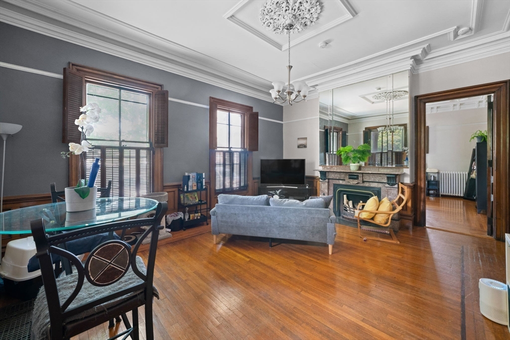 533 Locust St