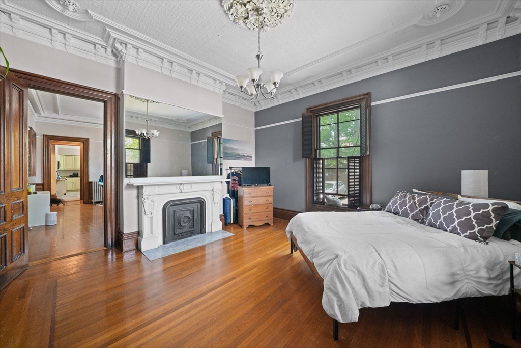 533 Locust St
