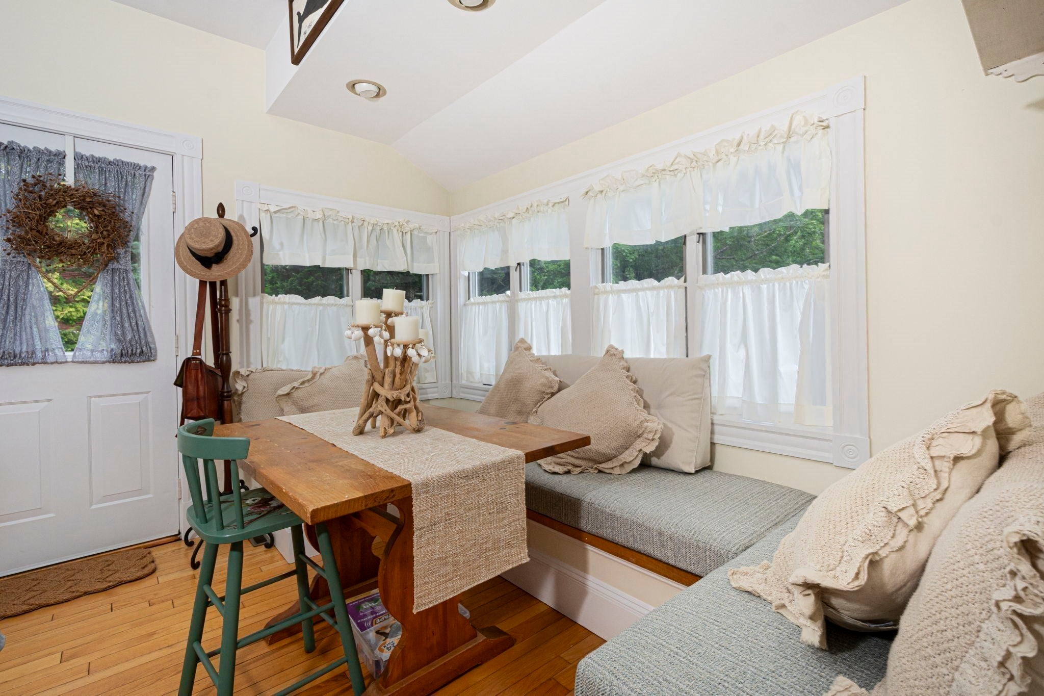 26 Millbrook Rd, Wayland, MA, 26 Millbrook Rd, Wayland, MA Photo #9