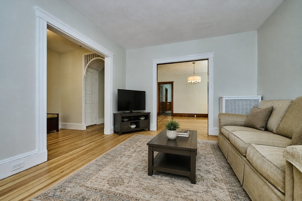36 Granville Rd 1
