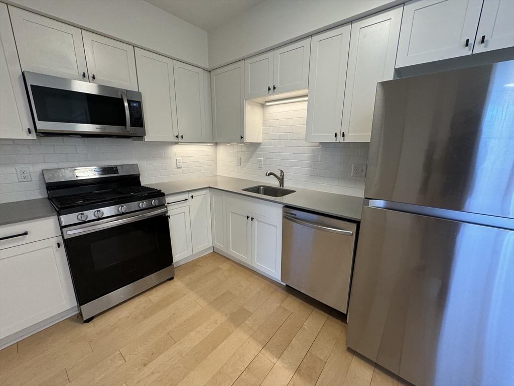 1301 Blue Hill Ave 407