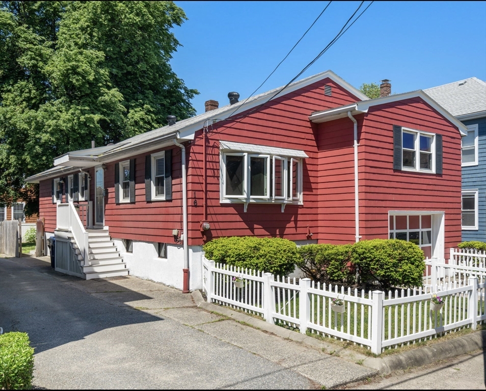 16 Geneva St