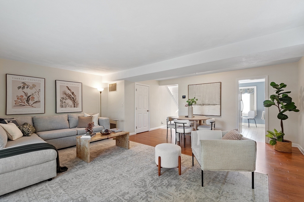 906 Lewis O Gray Drive 906