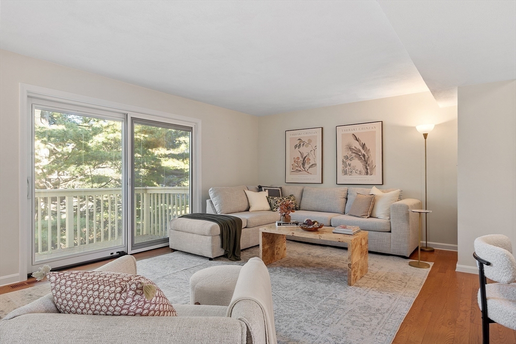 906 Lewis O Gray Drive 906