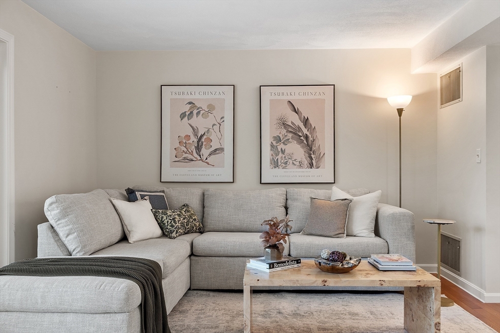 906 Lewis O Gray Drive 906