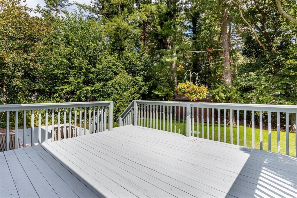 Foxboro, Massachusetts 02035, United States, 3 Bedrooms Bedrooms, ,2 BathroomsBathrooms,Residential,Contingent,211850