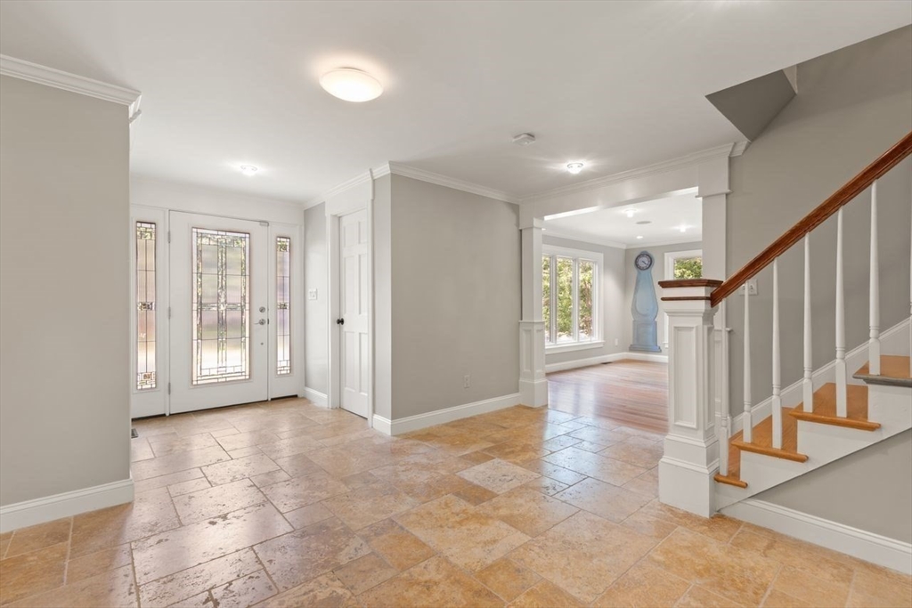 48 Castle Dr