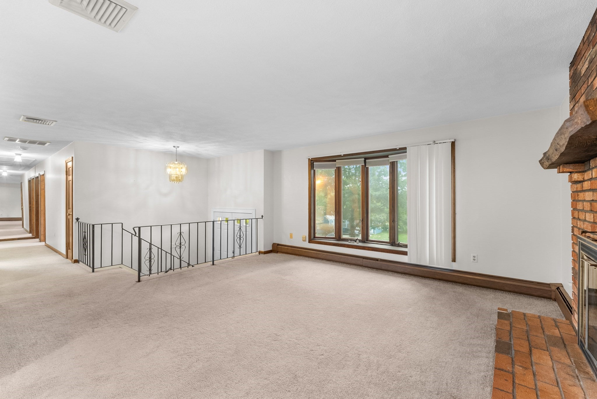 700 County St, Seekonk, MA, 700 County St, Seekonk, MA Photo #9