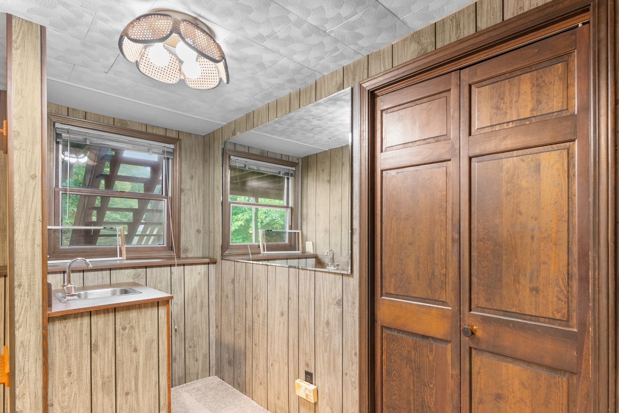700 County St, Seekonk, MA, 700 County St, Seekonk, MA Photo #28
