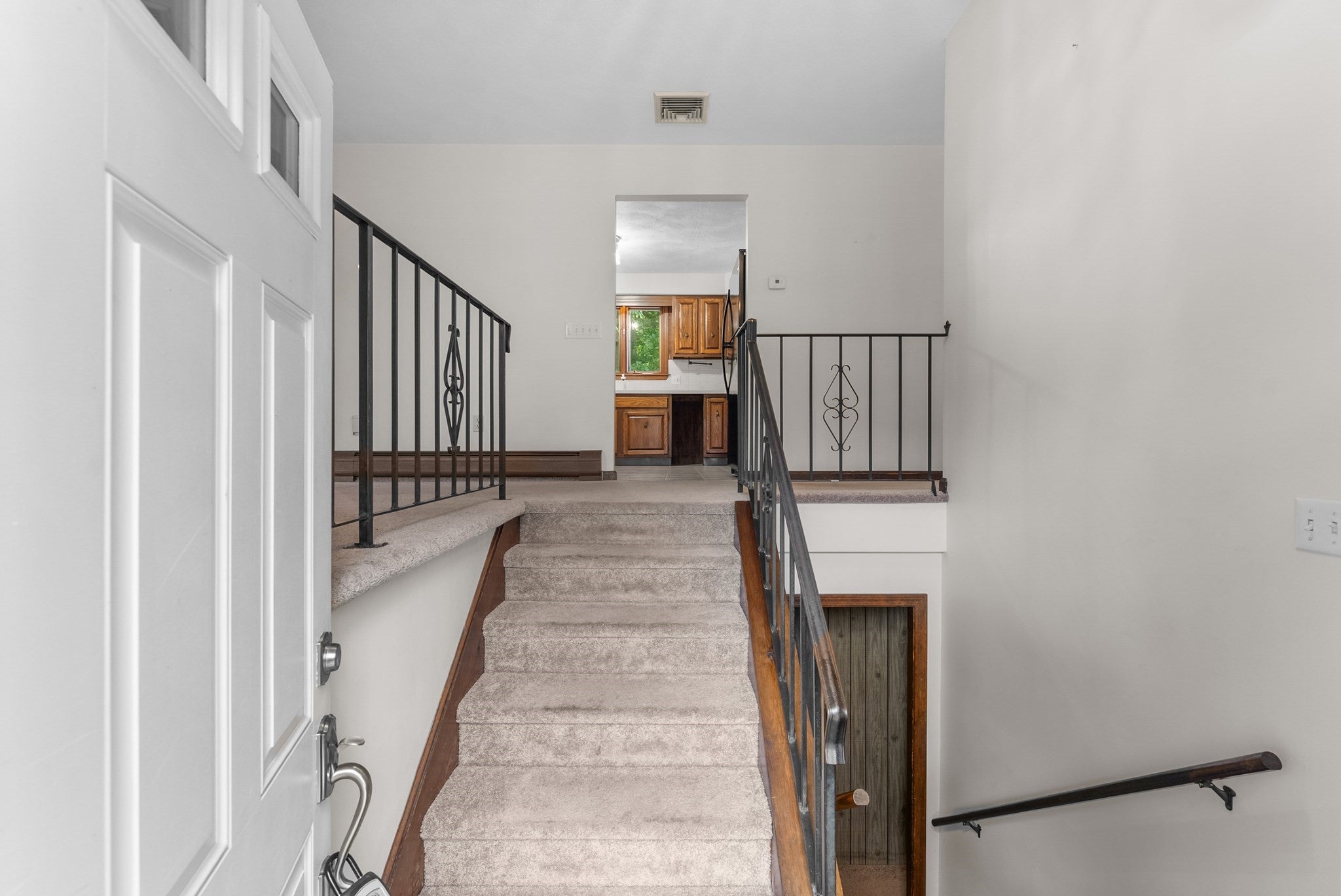 700 County St, Seekonk, MA, 700 County St, Seekonk, MA Photo #5