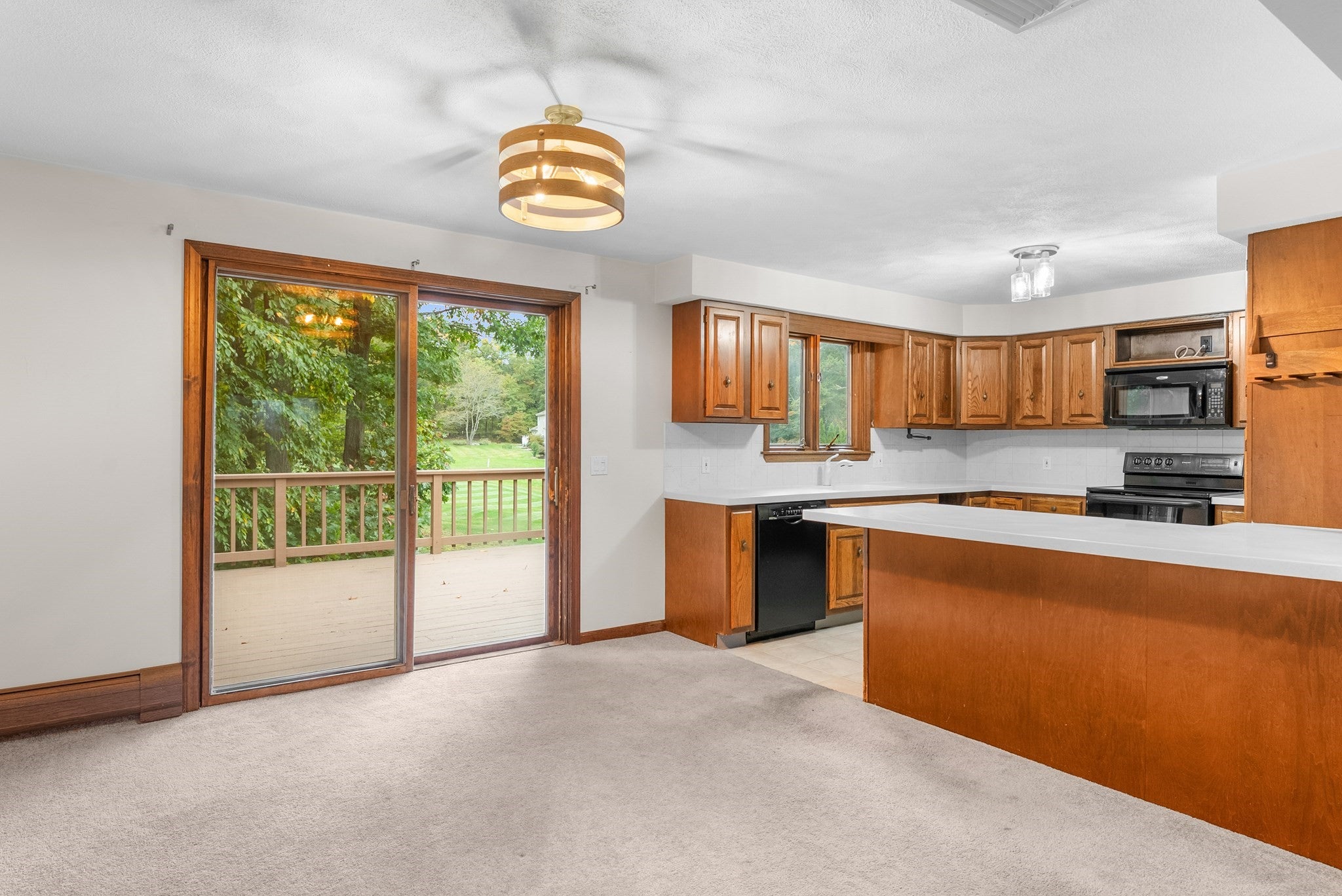 700 County St, Seekonk, MA, 700 County St, Seekonk, MA Photo #11