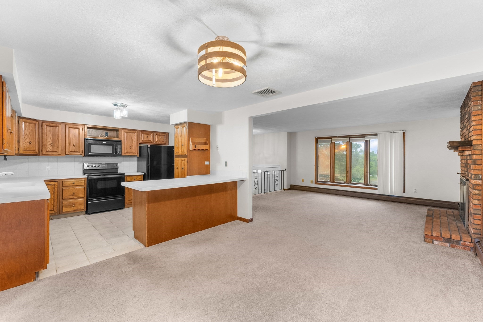 700 County St, Seekonk, MA, 700 County St, Seekonk, MA Photo #12