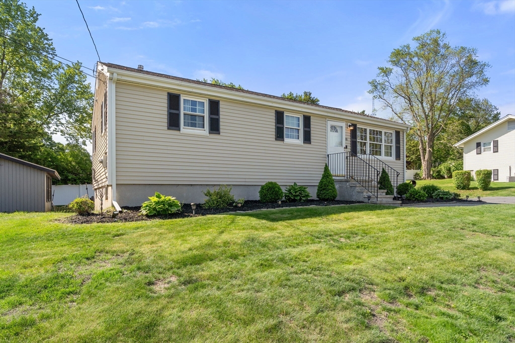 10 Vassar Dr