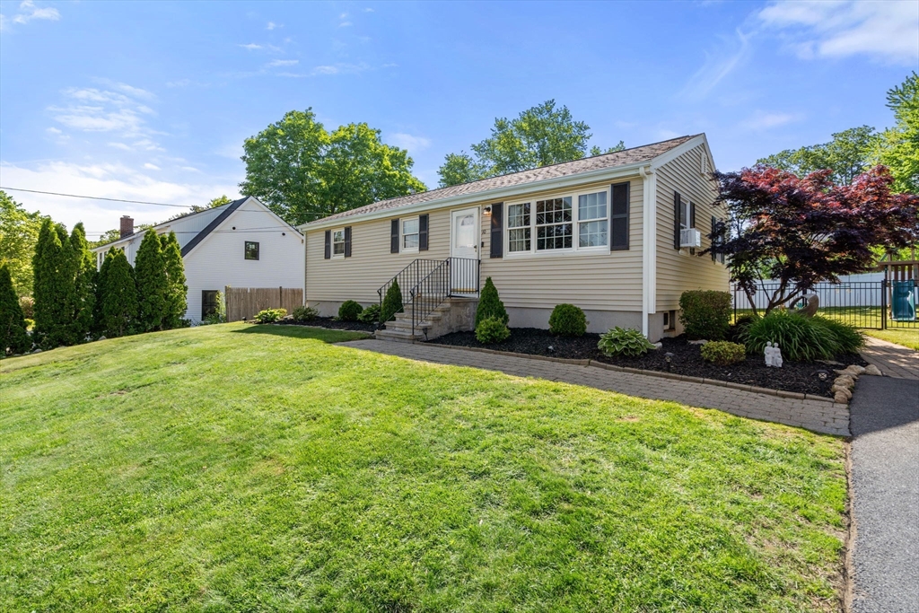 10 Vassar Dr