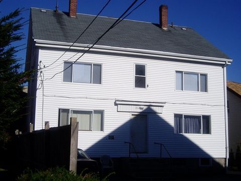 Photo of 26 Brow St #2W, Fall River, MA 02721 (MLS # 73458288)
