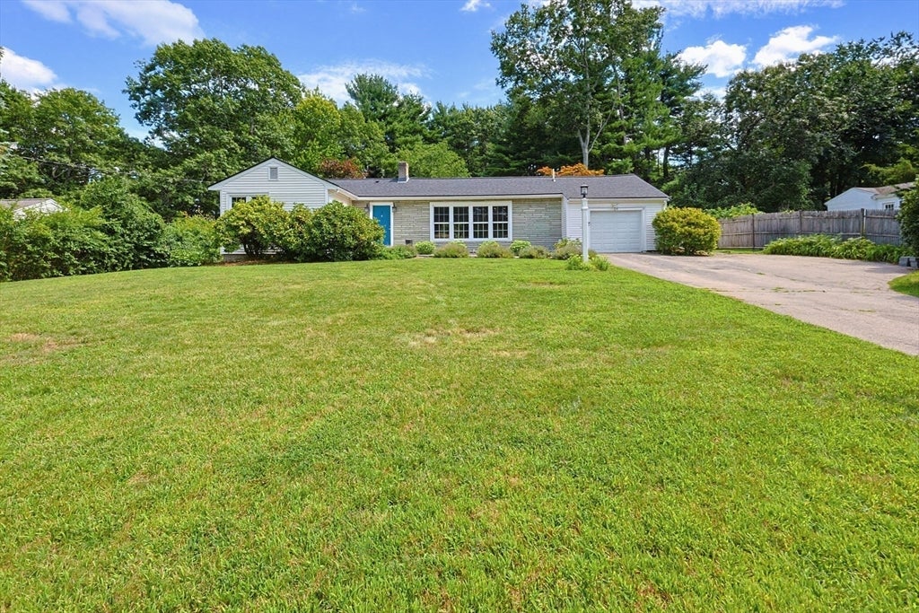 24 Old Post Rd, Walpole, MA, 24 Old Post Rd, Walpole, MA Photo #2
