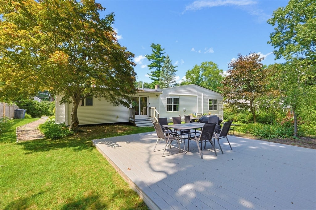 24 Old Post Rd, Walpole, MA, 24 Old Post Rd, Walpole, MA Photo #37