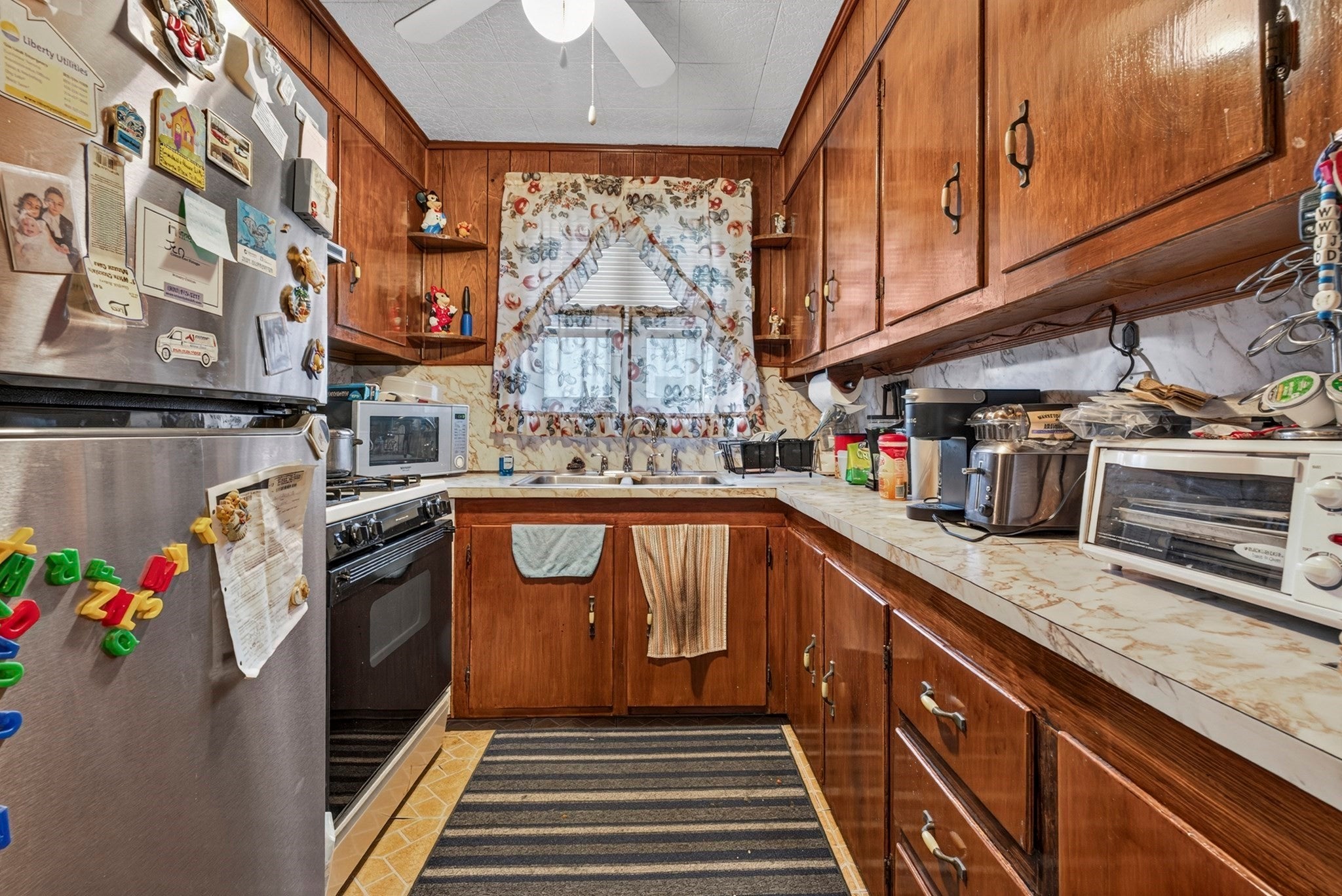 225 Haffards St, Fall River, MA, 225 Haffards St, Fall River, MA Photo #13