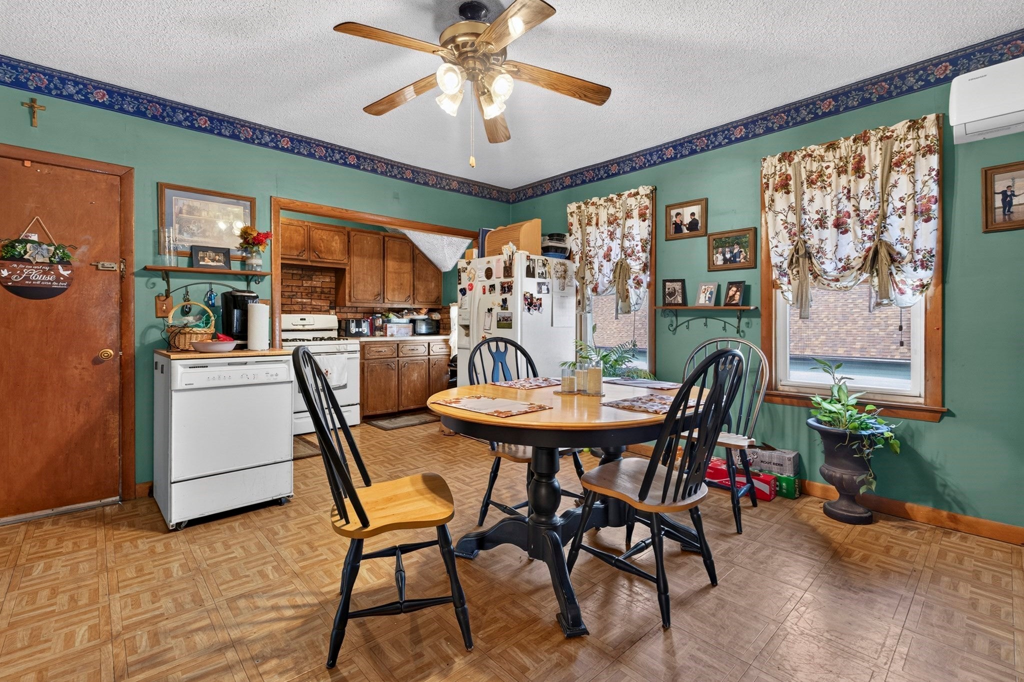 225 Haffards St, Fall River, MA, 225 Haffards St, Fall River, MA Photo #7