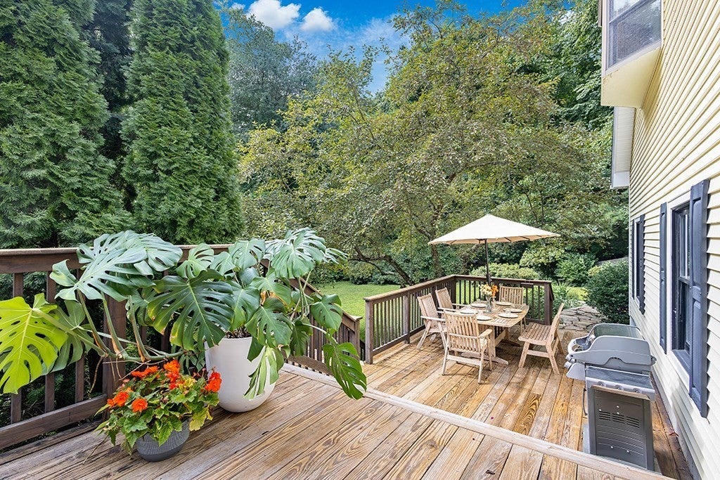7 Pond St, Hopkinton, MA, 7 Pond St, Hopkinton, MA Photo #9